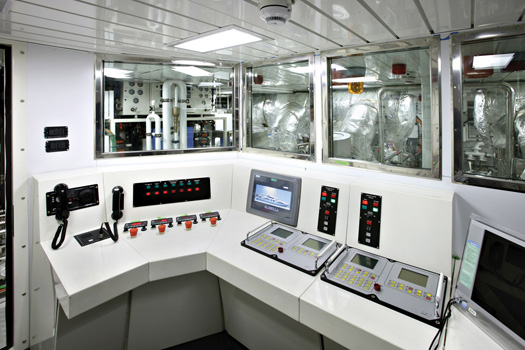 benetti_platinum_engine_room.jpg promo image