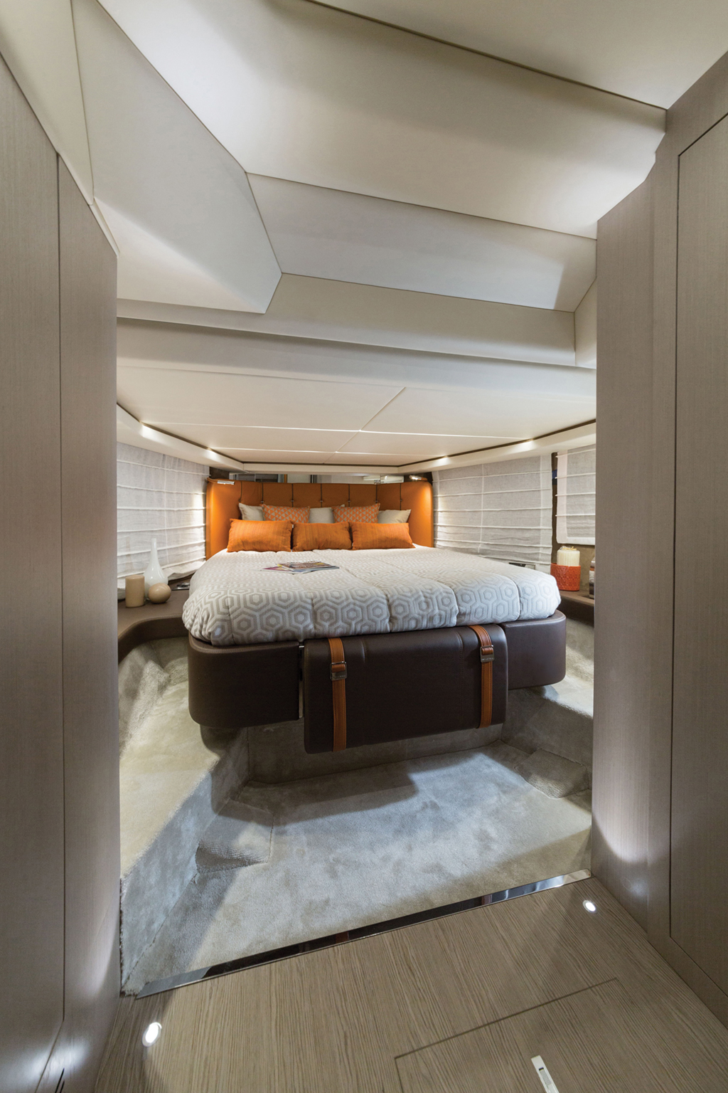 3-Invictus-370GT.jpg promo image