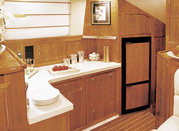 riviera51-yacht-g4.jpg promo image