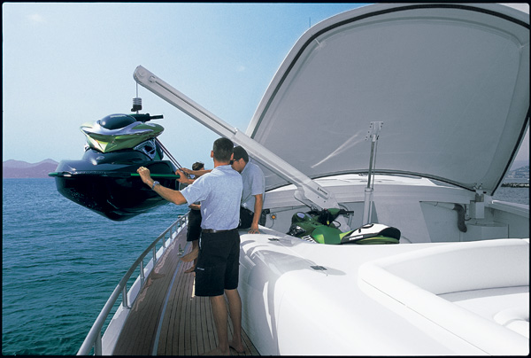 pershing115-yacht-g2.jpg promo image