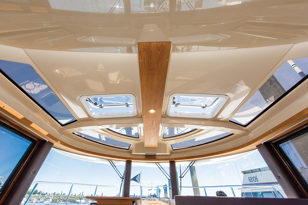 07-ranger-tugs-r-29-cb.jpg promo image