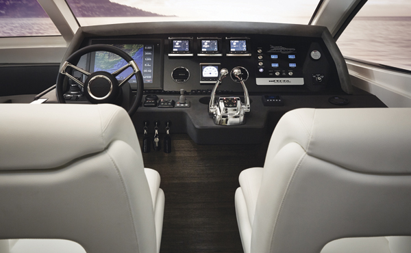 05-pearl-65-helm.jpg promo image