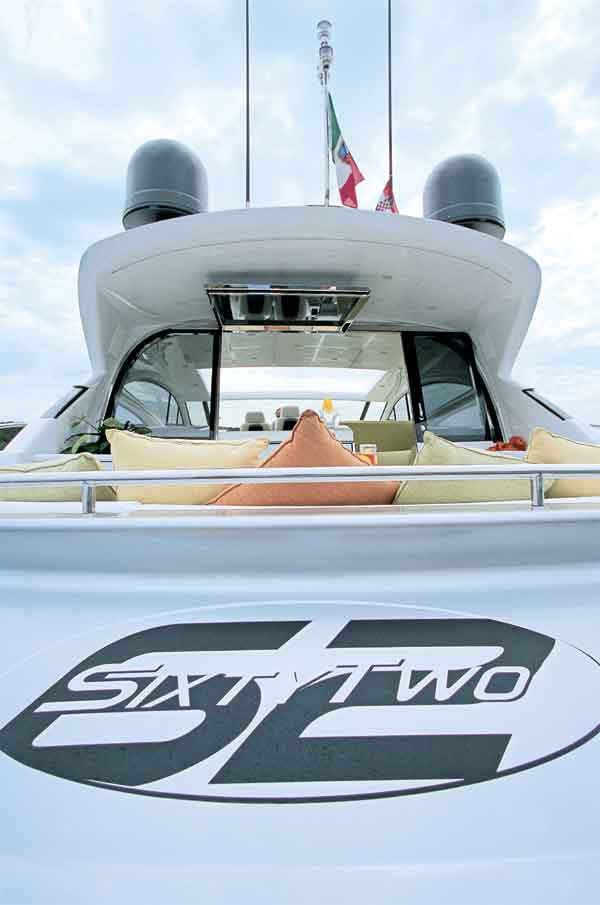 pershing-62-g7.jpg promo image