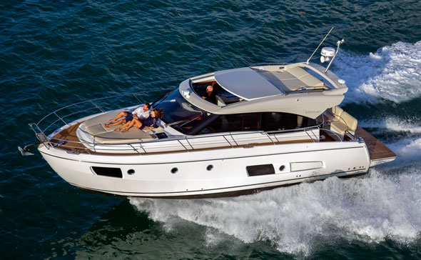 bavaria_virtess_420_coupe.jpg promo image