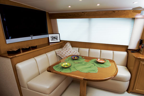 cavileer44-yacht-g2.jpg promo image