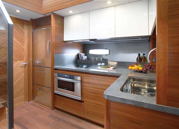 sealine_f48_galley_600w.jpg promo image