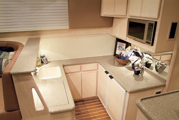 henriques-yacht-g2.jpg promo image