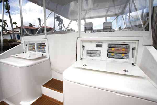 davis52-yacht-g10.jpg promo image