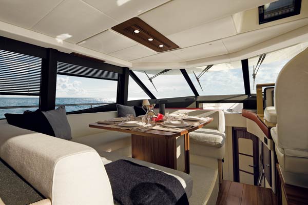 EK-Magellano-50-Salon_1.jpg promo image
