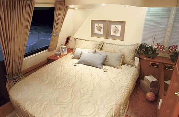 bluewater6000-yacht-g4.jpg promo image