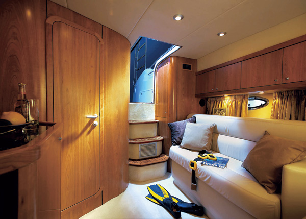 sunseeker37-yacht-g3.jpg promo image