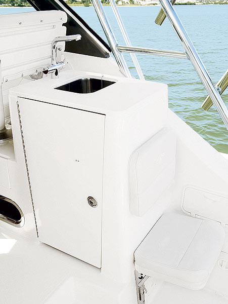 pursuit3370-yacht-g2.jpg promo image