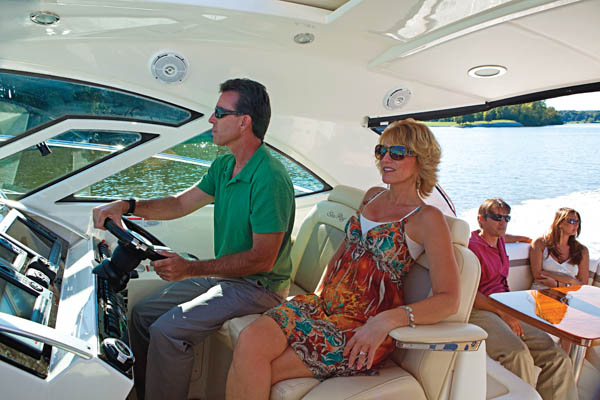 searay410sundancer-5b_600w.jpg promo image