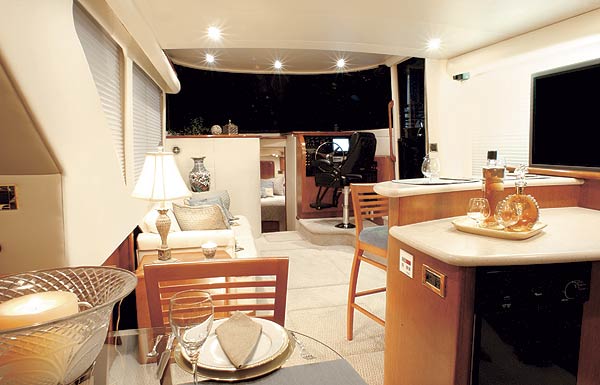 bluewater6000-yacht-g2.jpg promo image