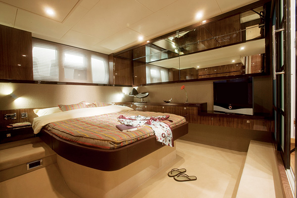 fairline-targa-64-g5.jpg promo image