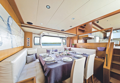 ferretti_altura_840_dining_room.jpg promo image