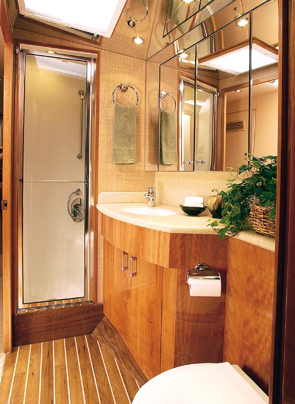 hatteras54-yacht-g6.jpg promo image