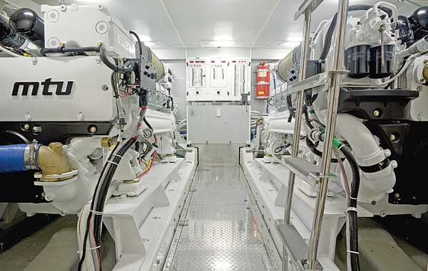 marquis-70-tri-deck-g7.jpg promo image