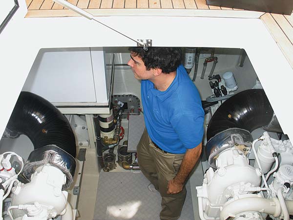 ferretti-592-g8.jpg promo image
