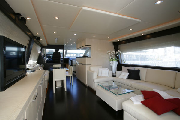 uniesse-65-g15.jpg promo image