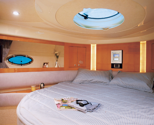 fairline52-yacht-g4.jpg promo image