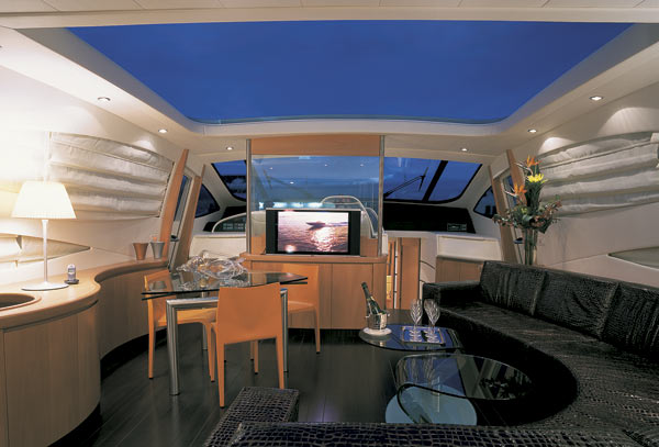 pershing76-yacht-g1.jpg promo image