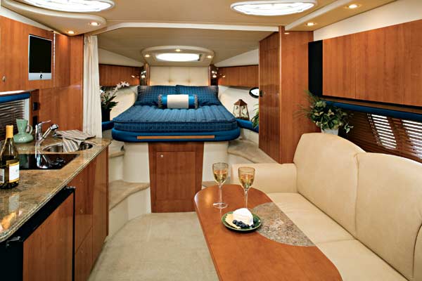 cruisers-330-express-g4.jpg promo image