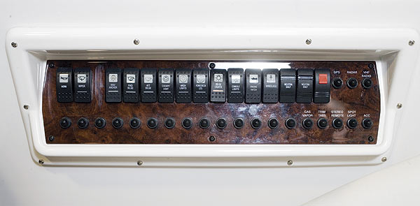 regal2860-yacht-g12.jpg promo image