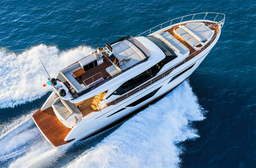 Ferretti 580