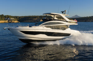 Pearl 63 yacht under power