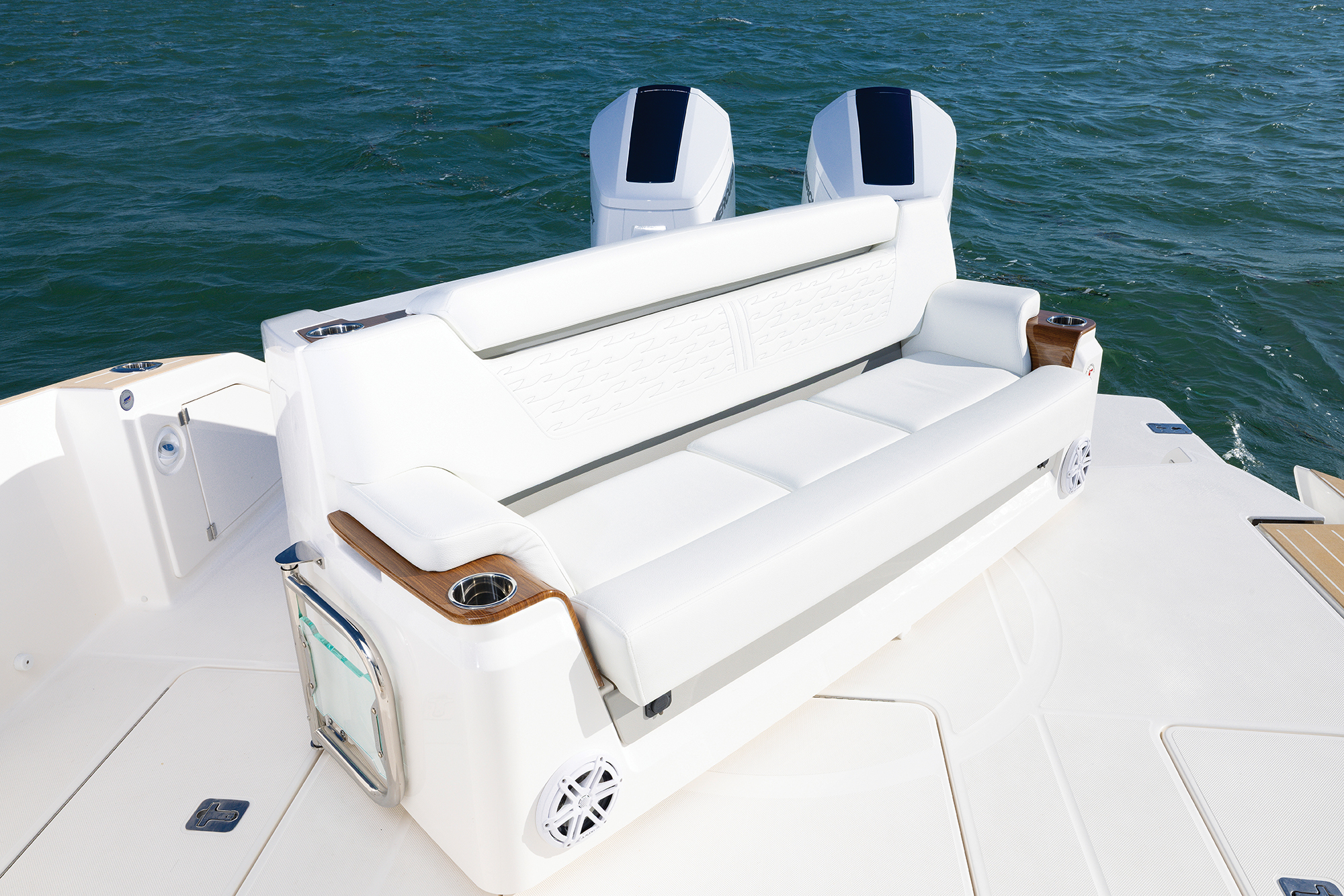 Tiara 39 LE Review: A Versatile Luxury Outboard Express