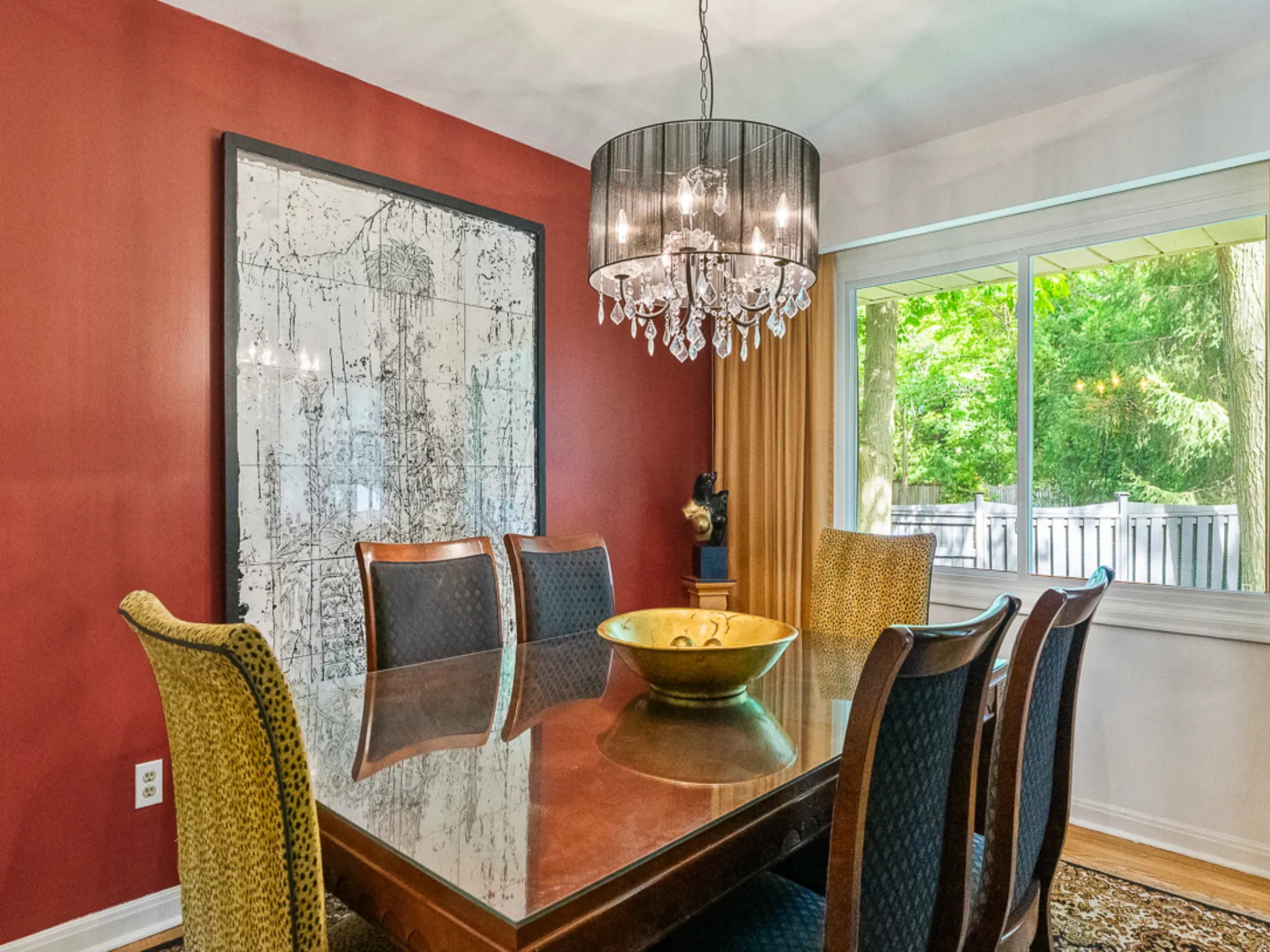dining room with crystal chandelier