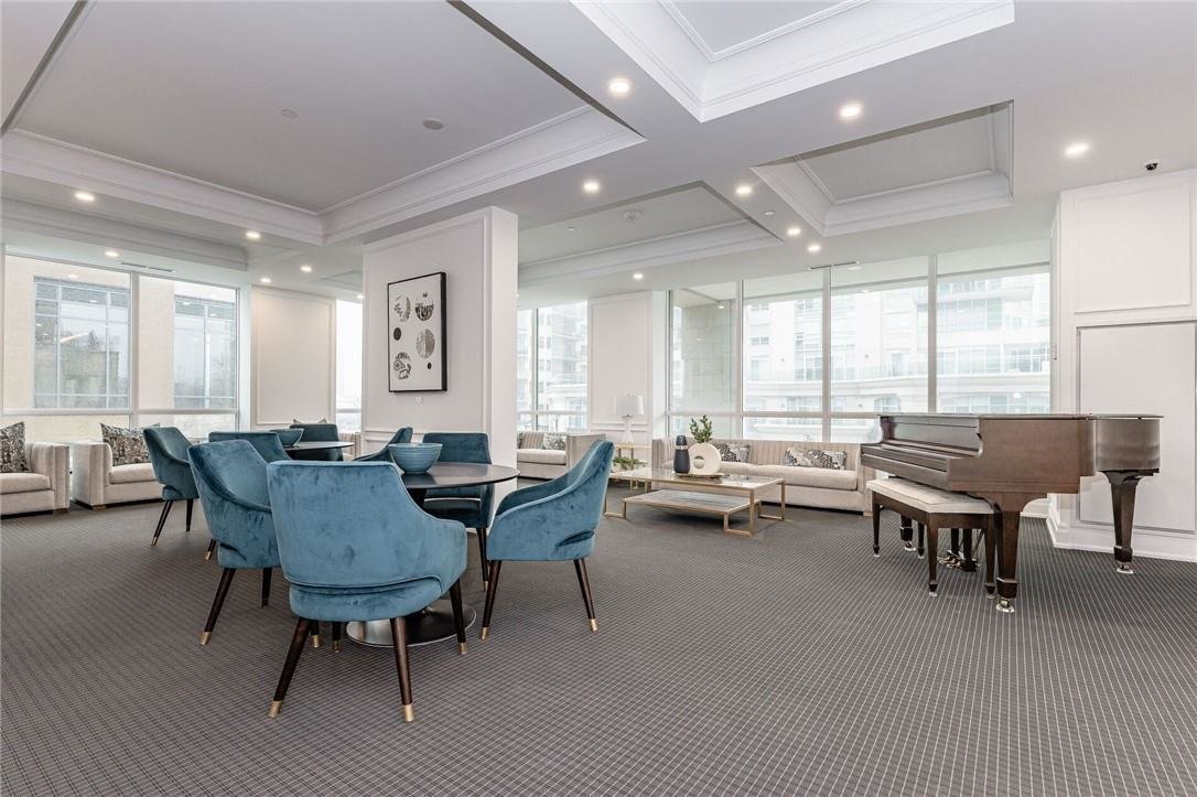 members only- party room/lounge