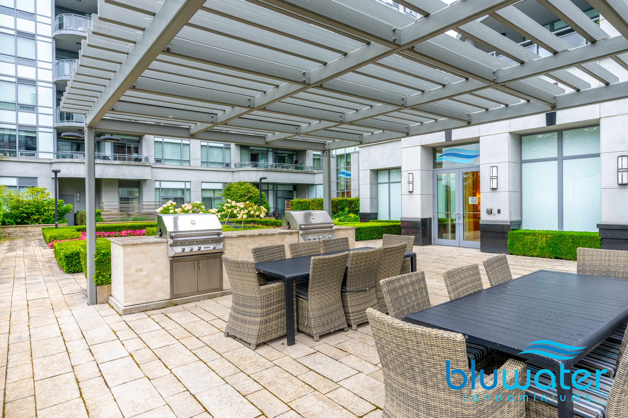 barbecue and outdoor eating area- for owners only