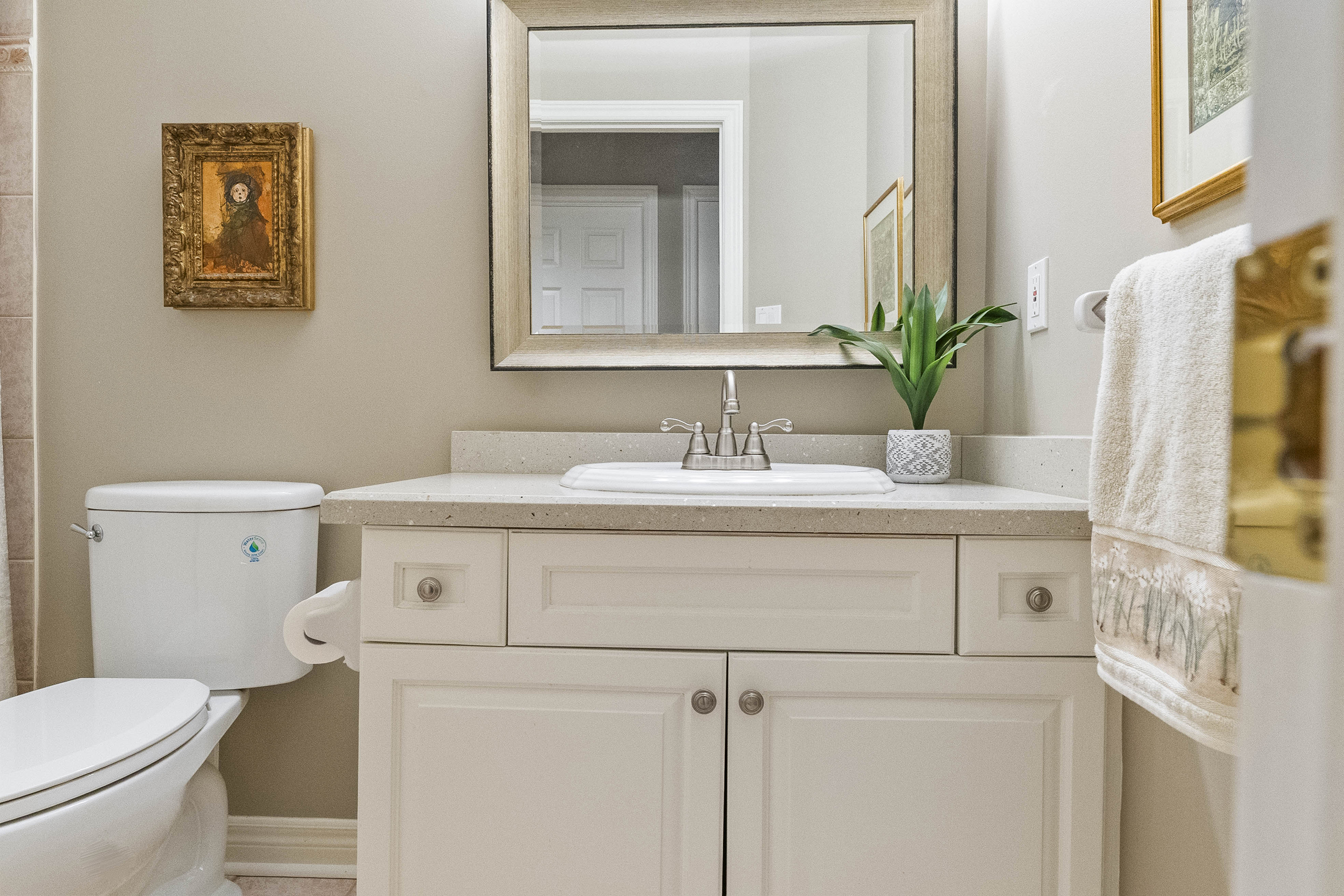 bedroom 3 piece ensuite