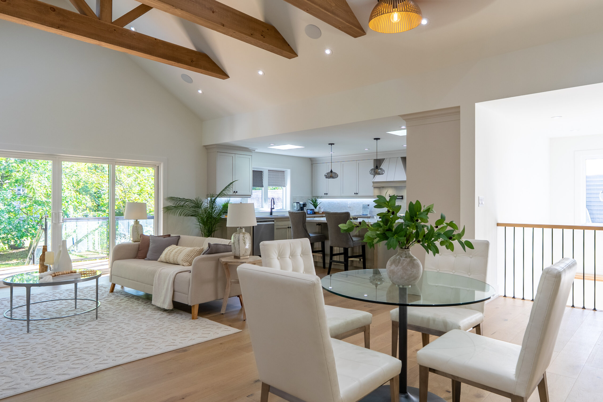 opem concept with vaulted ceilings and beams