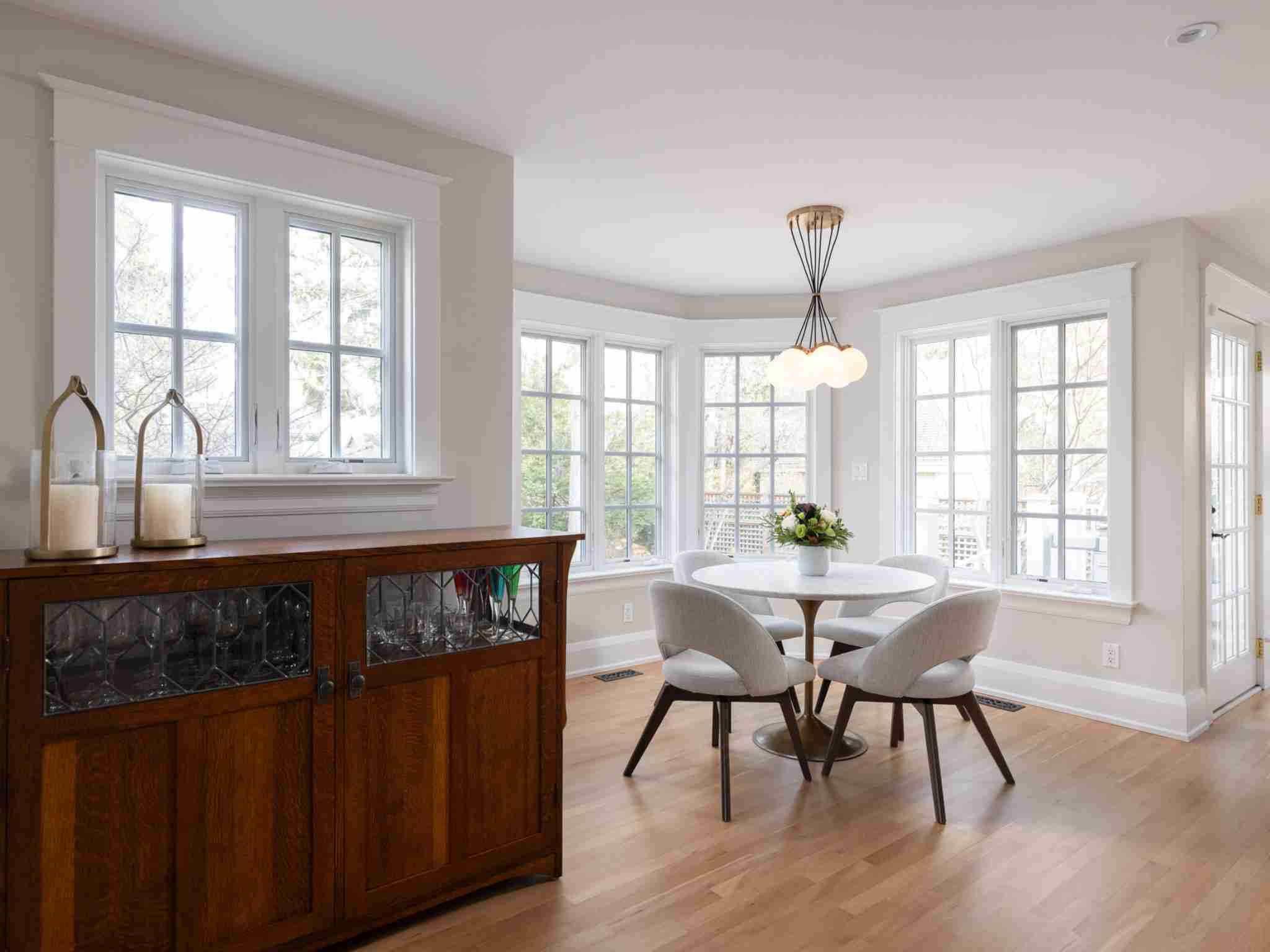 Bright breakfast area off the kitchen