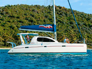 moorings4000-sailing.interior