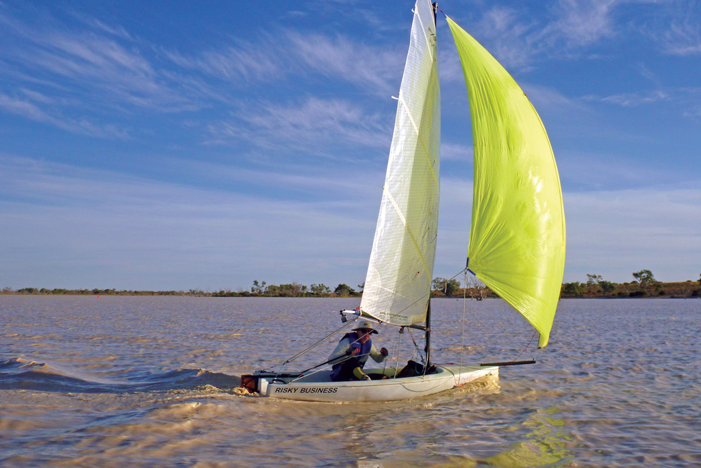 03-Aussie-outback-boat