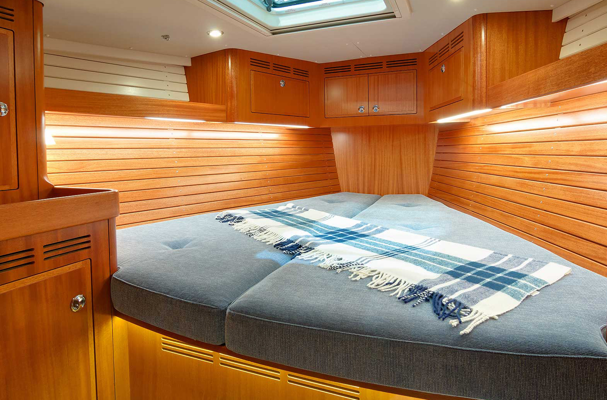 hr412bigvcabin2491stoss hr412bigvcabin2491stoss