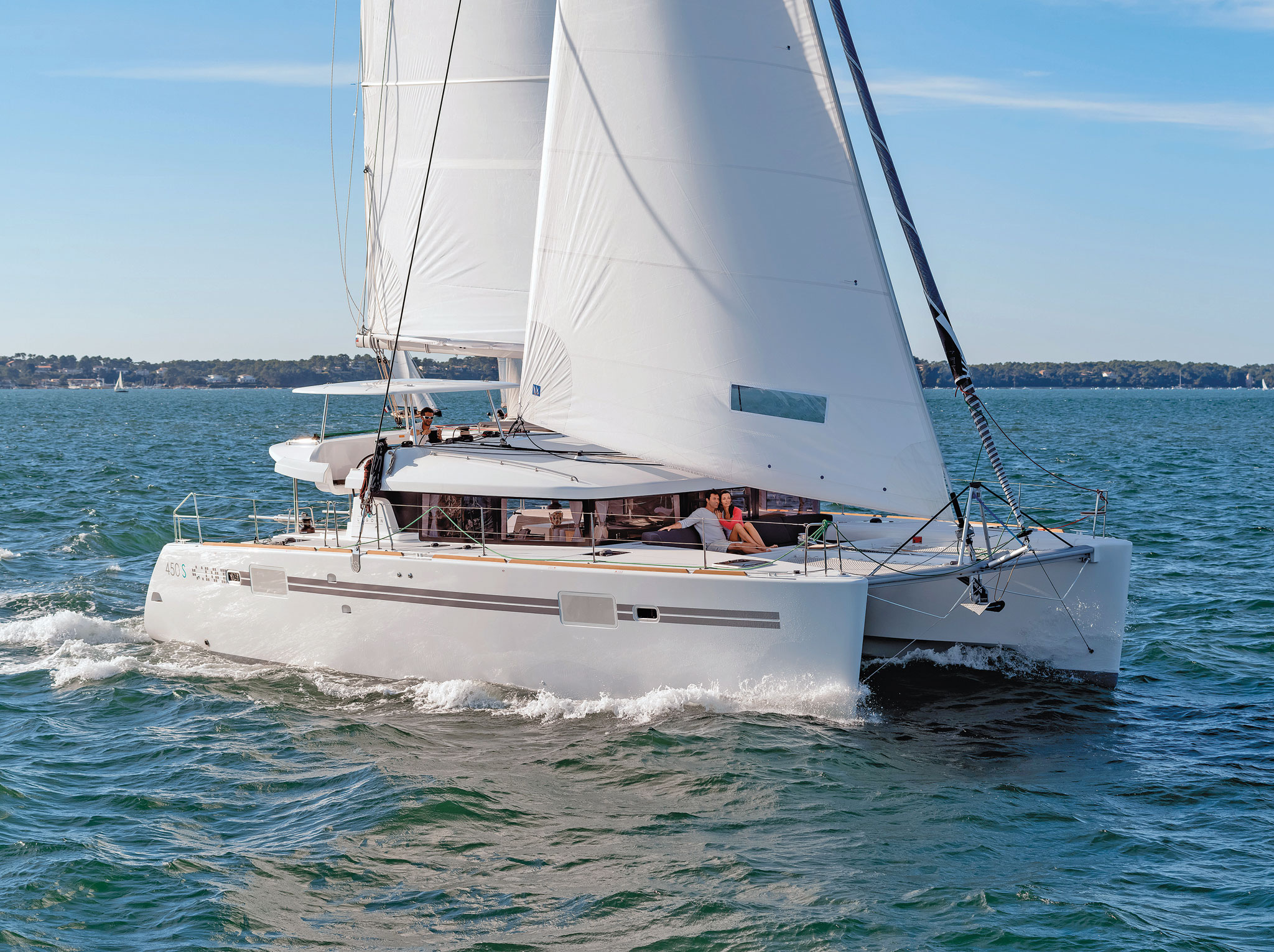 Lead-sailing-shot
