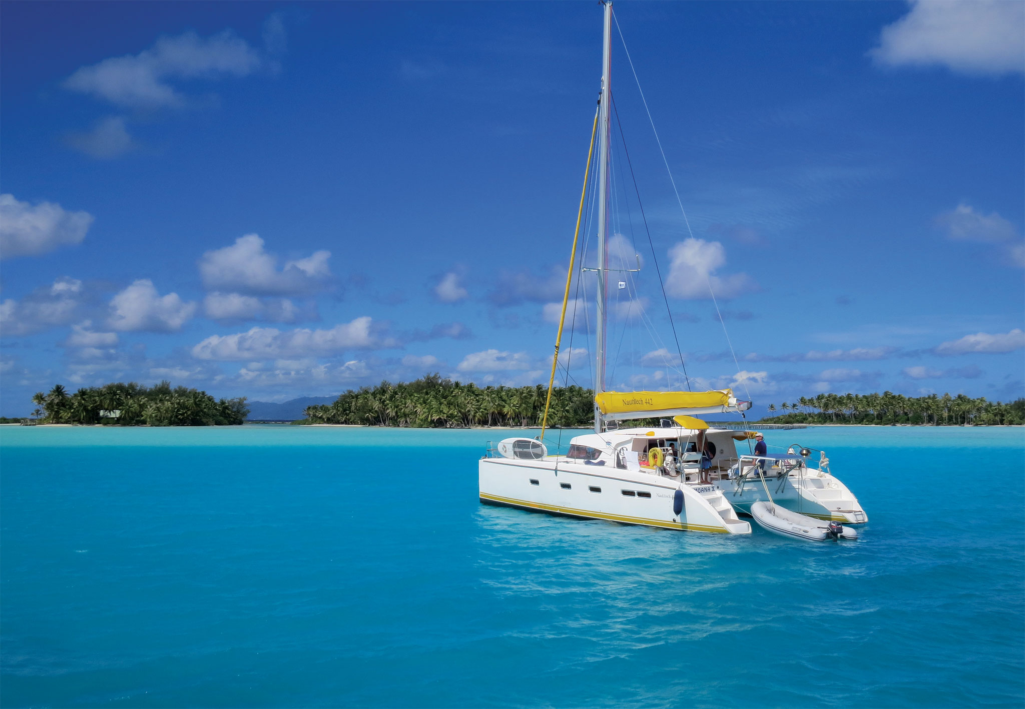291TahRaiatea Sparkling blue waters are just one of Tahiti’s many delights