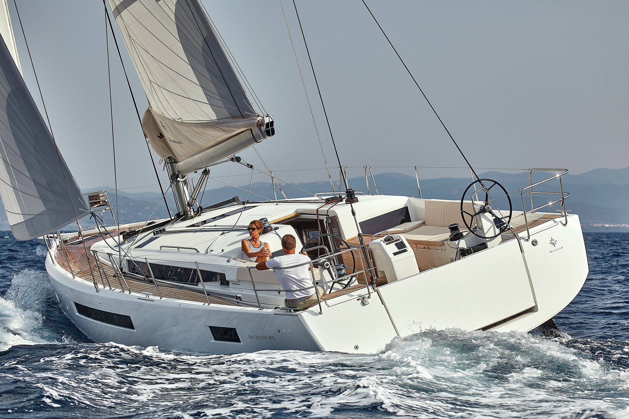 Sun-Odyssey-490-Bertrand_DUQUENNE-aft Sun-Odyssey-490-Bertrand_DUQUENNE-aft