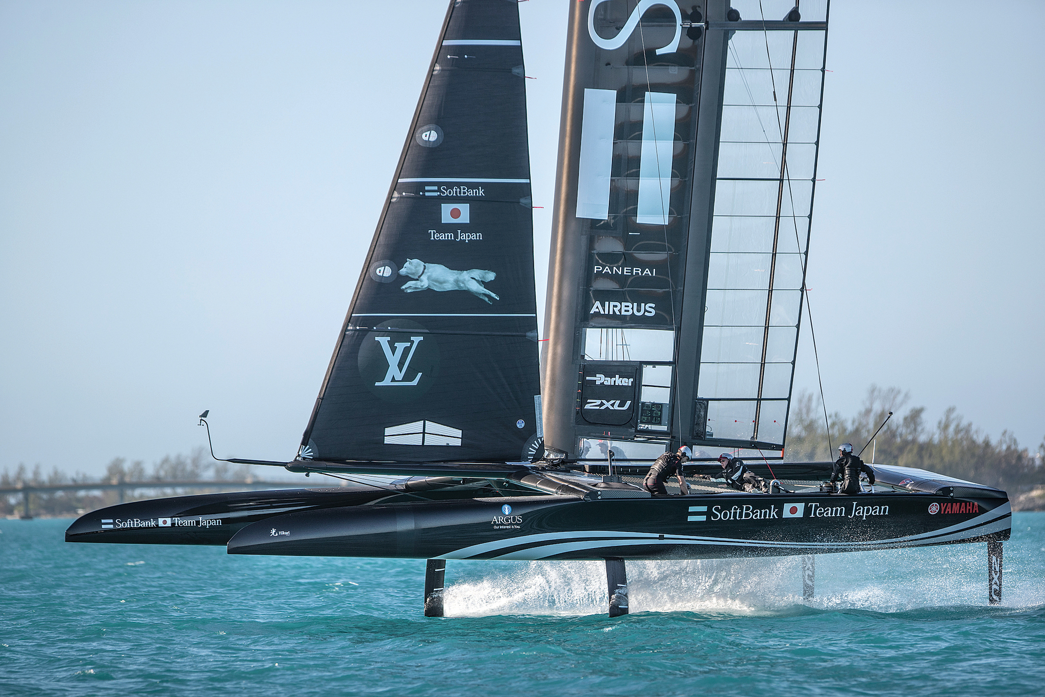 06-AC50-SBTJ_Knighton_Bermuda_17516