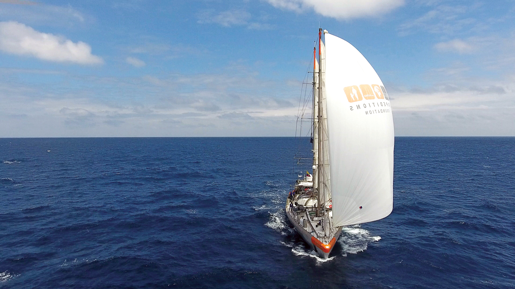 01Sailing-_-Credit-Romain-TroubleTara-Expeditions-Foundation