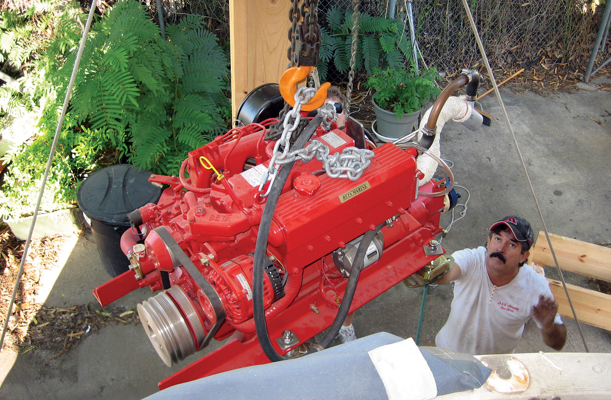 New-engine-being-lifted-over-stern