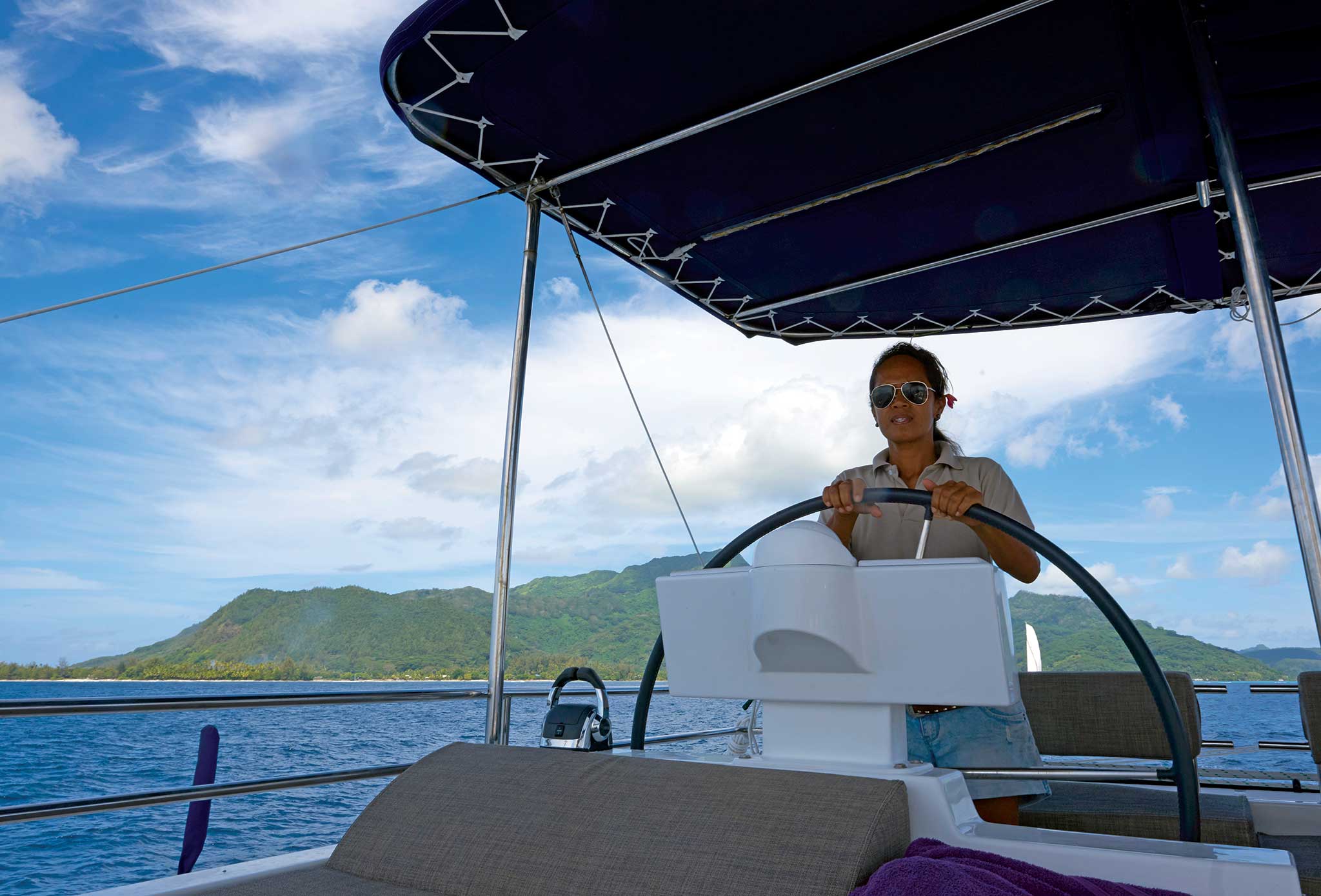 01-LEAD-Lag01-oon-620—Raiatea—French-Polynesia-(12) 01-LEAD-Lag01-oon-620---Raiatea---French-Polynesia-(12)