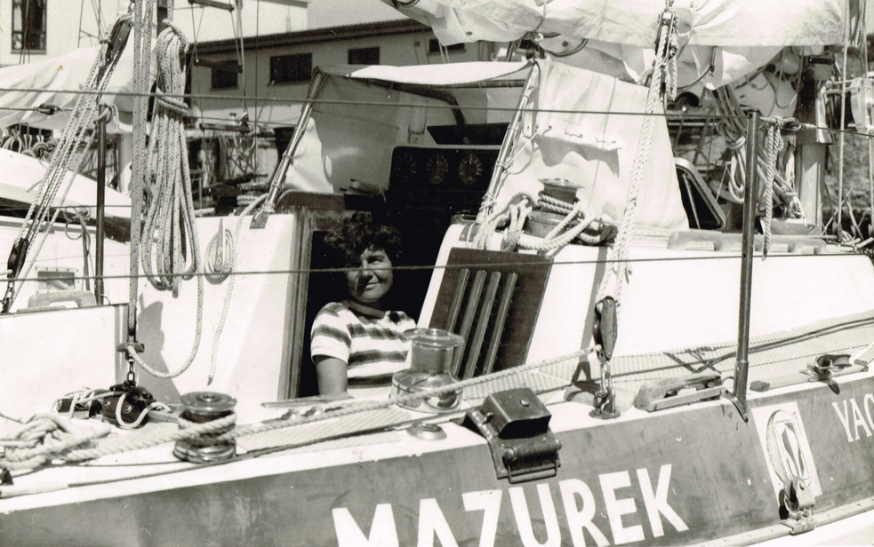 Krystyna_Chojnowska-Liskiewicz_na_jachcie_„Mazurek” Krystyna_Chojnowska-Liskiewicz_na_jachcie_„Mazurek”