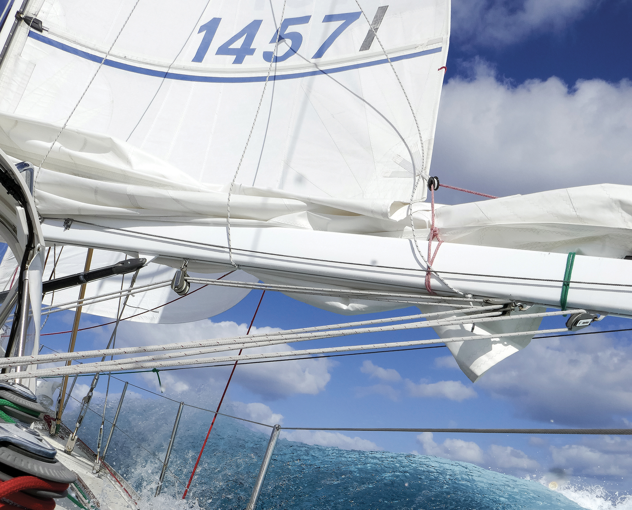 00-LEAD-ISBJORN-Downwind-Reef-3 00-LEAD-ISBJORN-Downwind-Reef-3