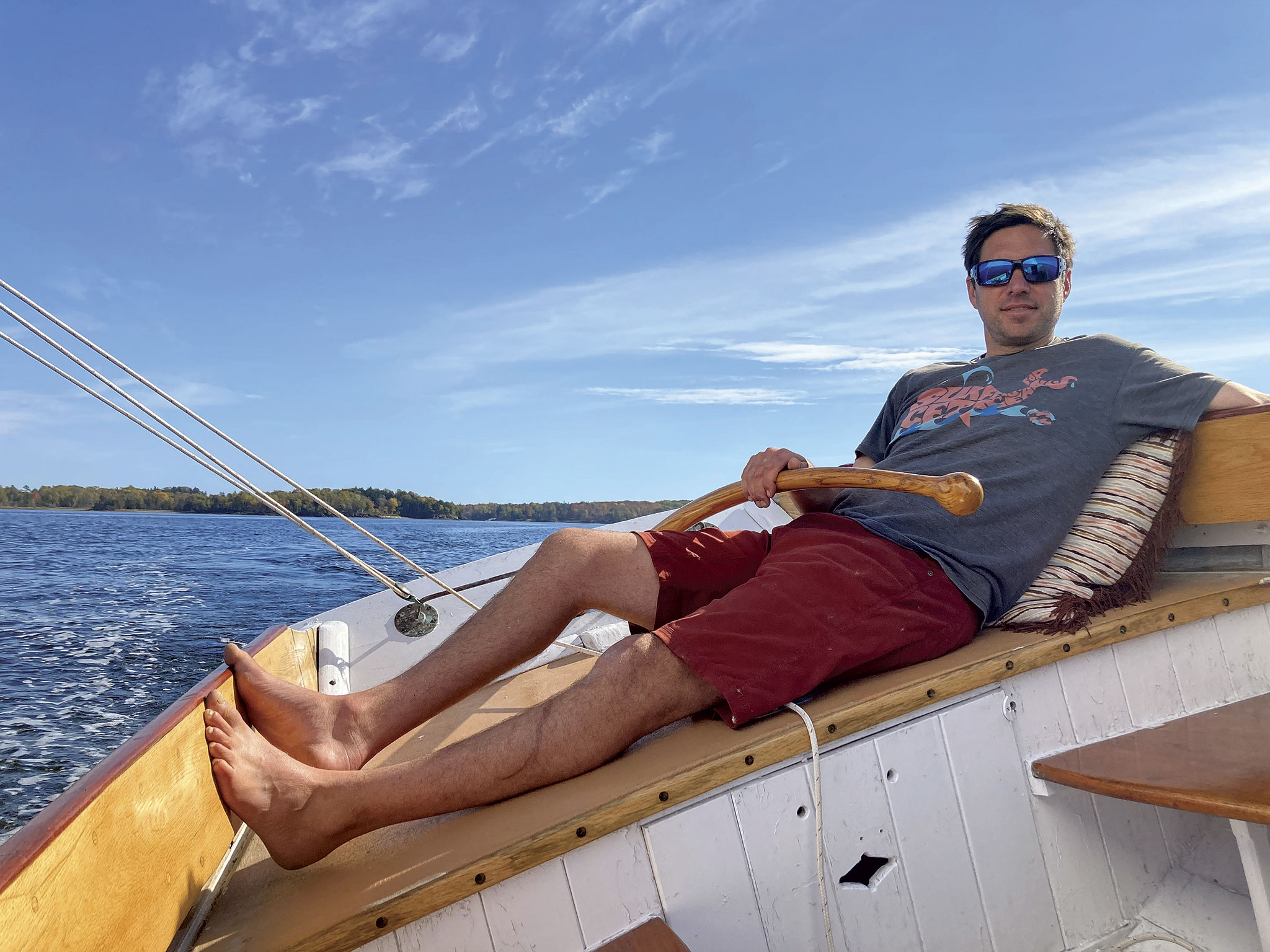 00-LEAD-SailinghisHeresshoffFishClass